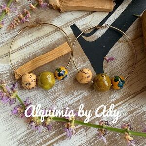 Alquimia Gold and Green Hoop Earrings